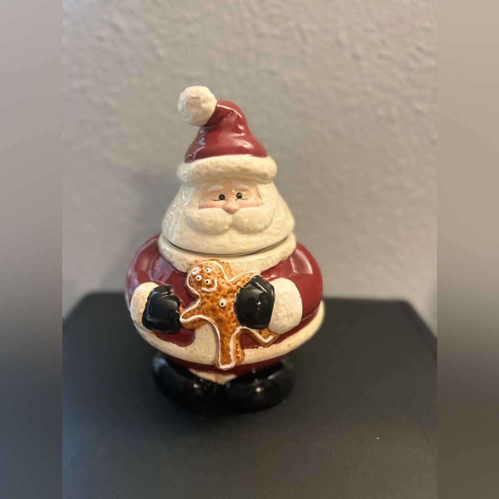 Vintage Beth Yarbrough Santa Claus with Gingerbread Man Christmas Cookie Jar